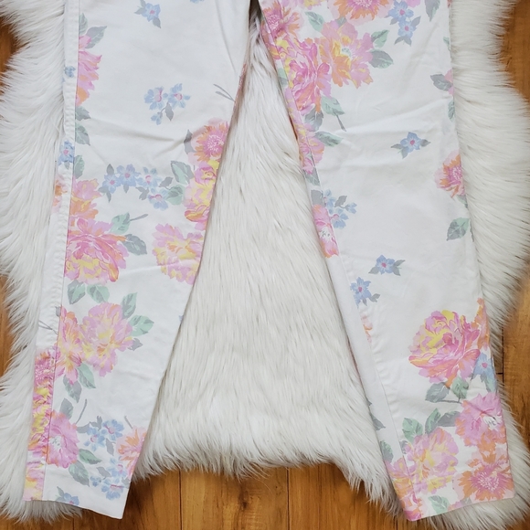 Old Navy Pixie Floral Chino Pants - Picture 5 of 13